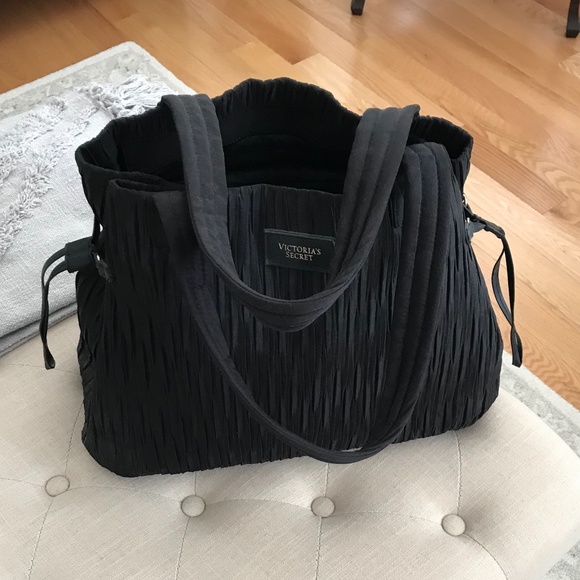 Victoria’s Secret Large Black Top Zipper Tote - Picture 7 of 14
